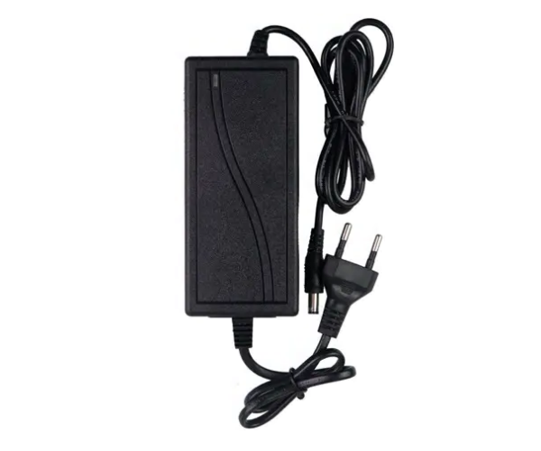 Блок питания 24V 4A - 2.5 ×5.5 мм. 220V