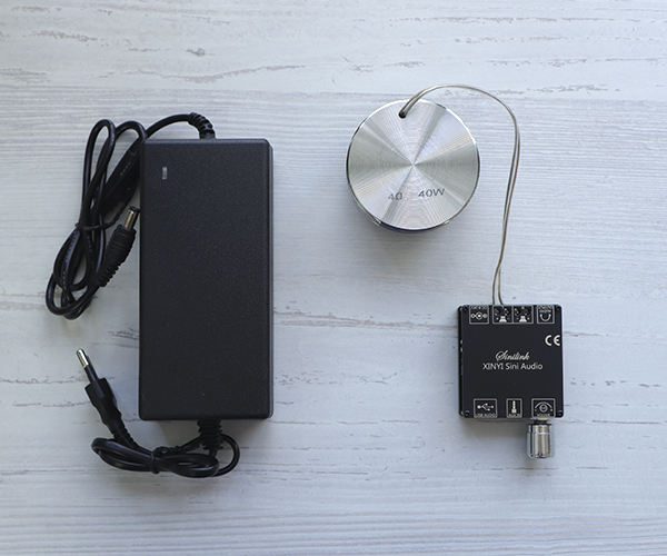 Vibro speaker "Hello Neighbor +" 40 Watt included - Amplifier Sinilink XY-C50L plus Vibro speaker 40W-4Ω plus Power supply