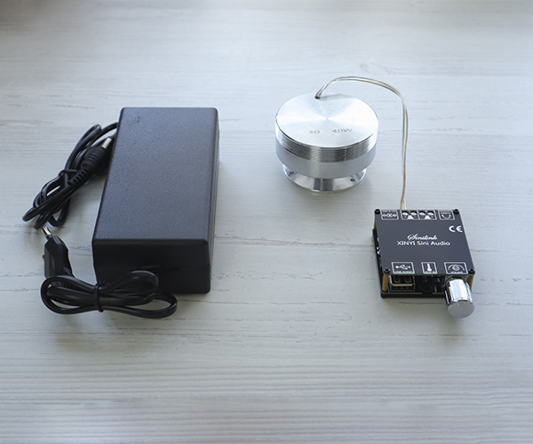 Vibro speaker "Hello Neighbor +" 40 Watt included - Amplifier Sinilink XY-C50L plus Vibro speaker 40W-4Ω plus Power supply